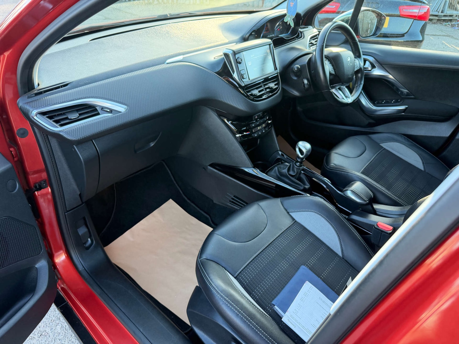 Used Peugeot 2008 2015 for sale - 78063293: Photo 25