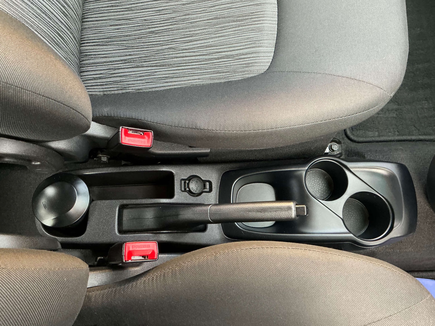 Used Hyundai i10 2012 for sale - 76606067: Photo 23