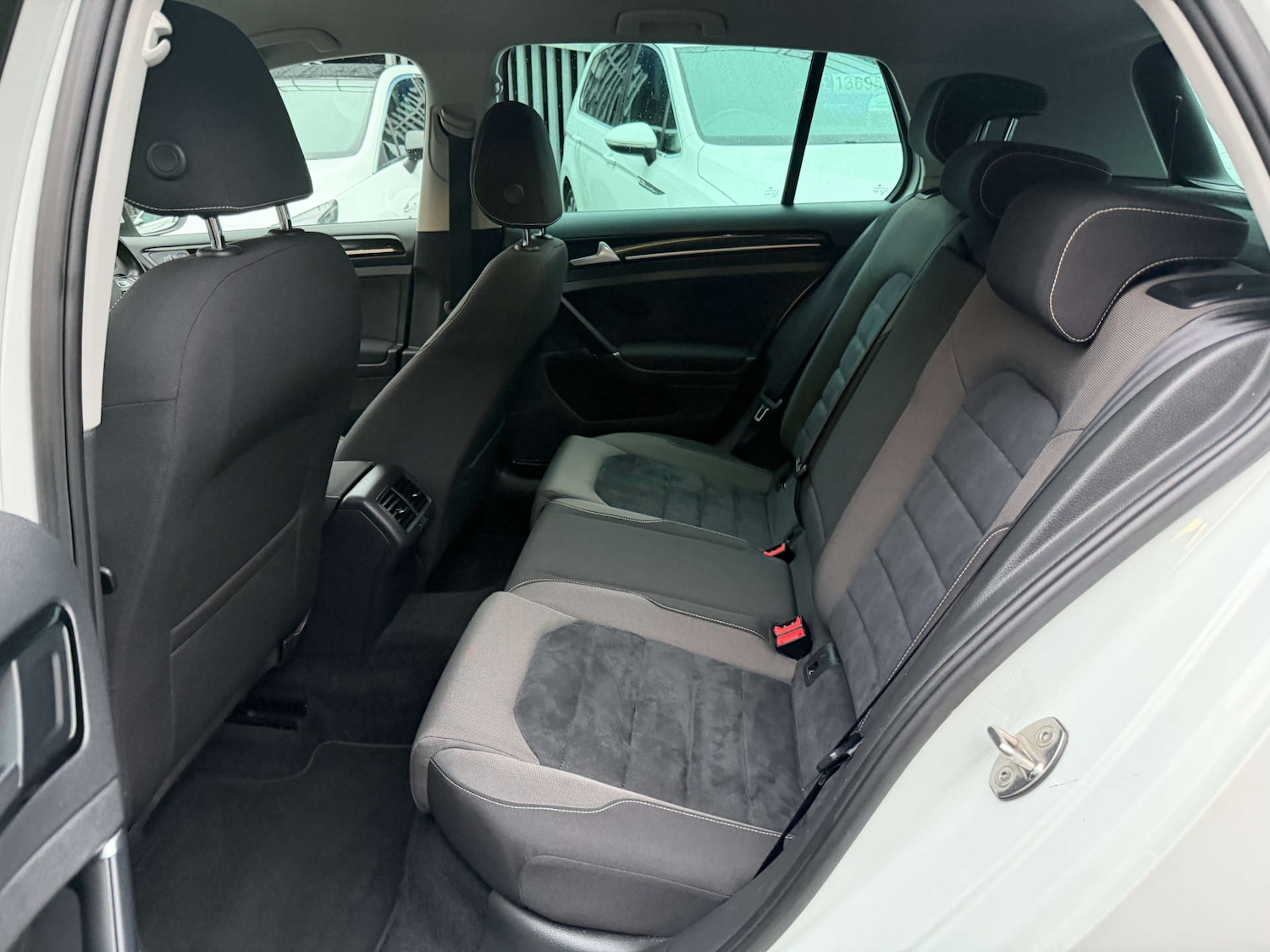 Used Volkswagen Golf 2014 for sale - 76698030: Photo 23