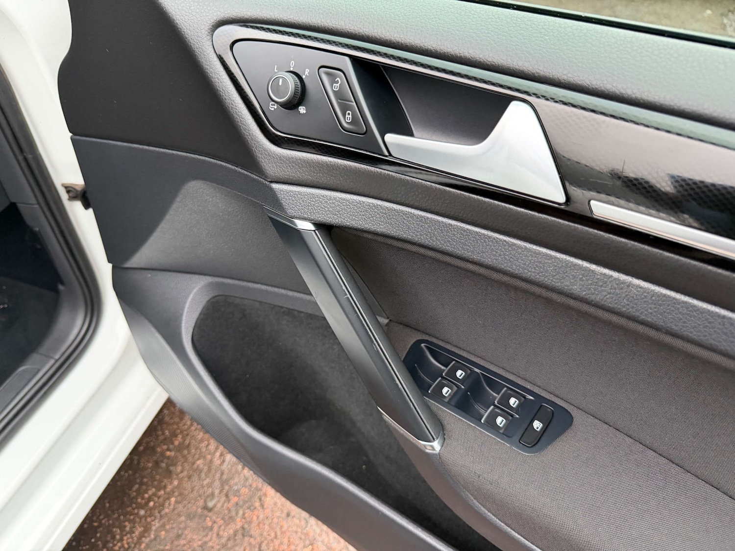 Used Volkswagen Golf 2014 for sale - 76698030: Photo 28