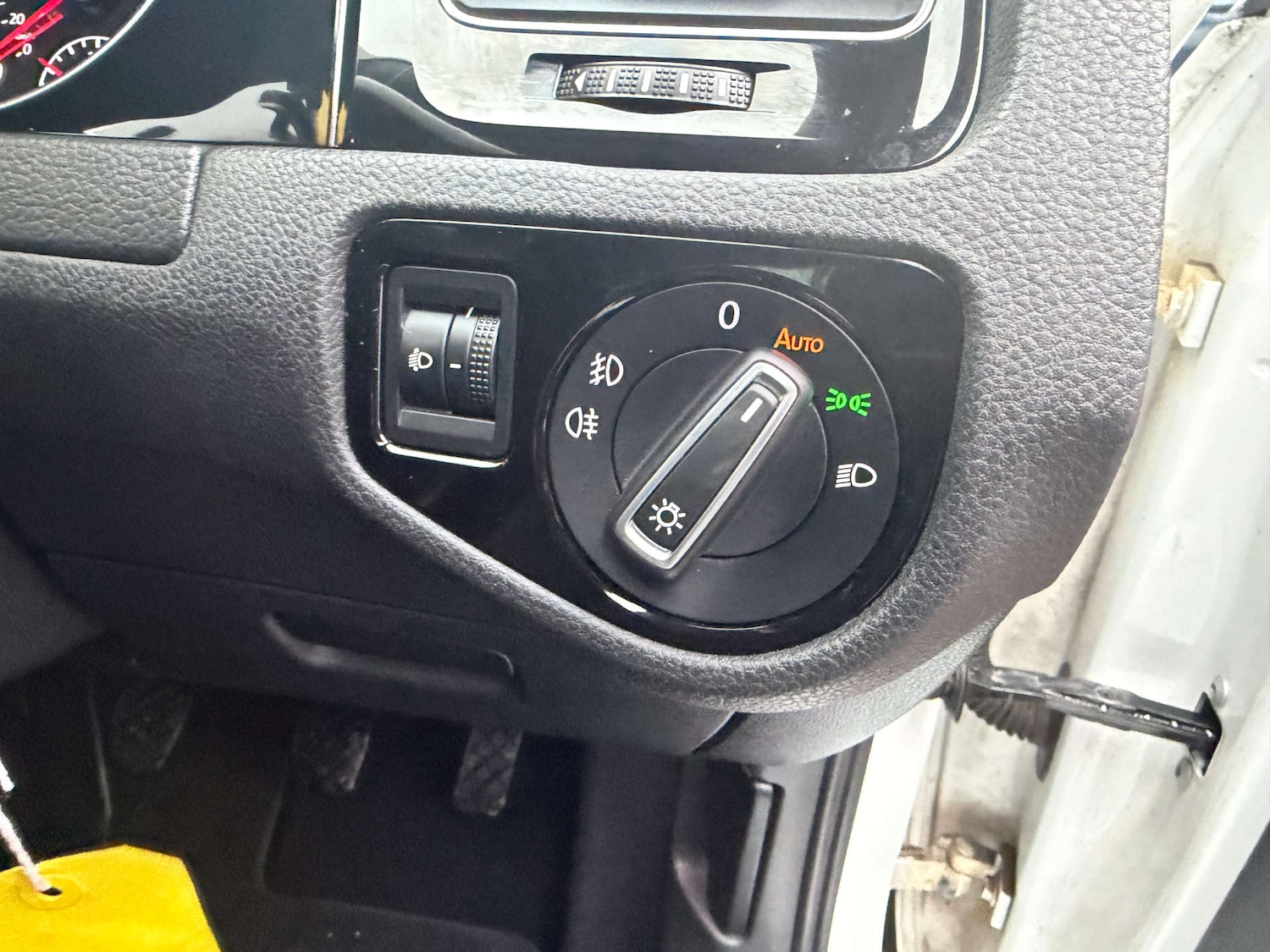 Used Volkswagen Golf 2014 for sale - 76698030: Photo 36