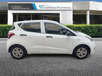 Used Hyundai i10 2015 for sale - 79444539: Photo
