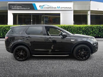 Used Land Rover Discovery Sport 2016 for sale - 78055122: Photo