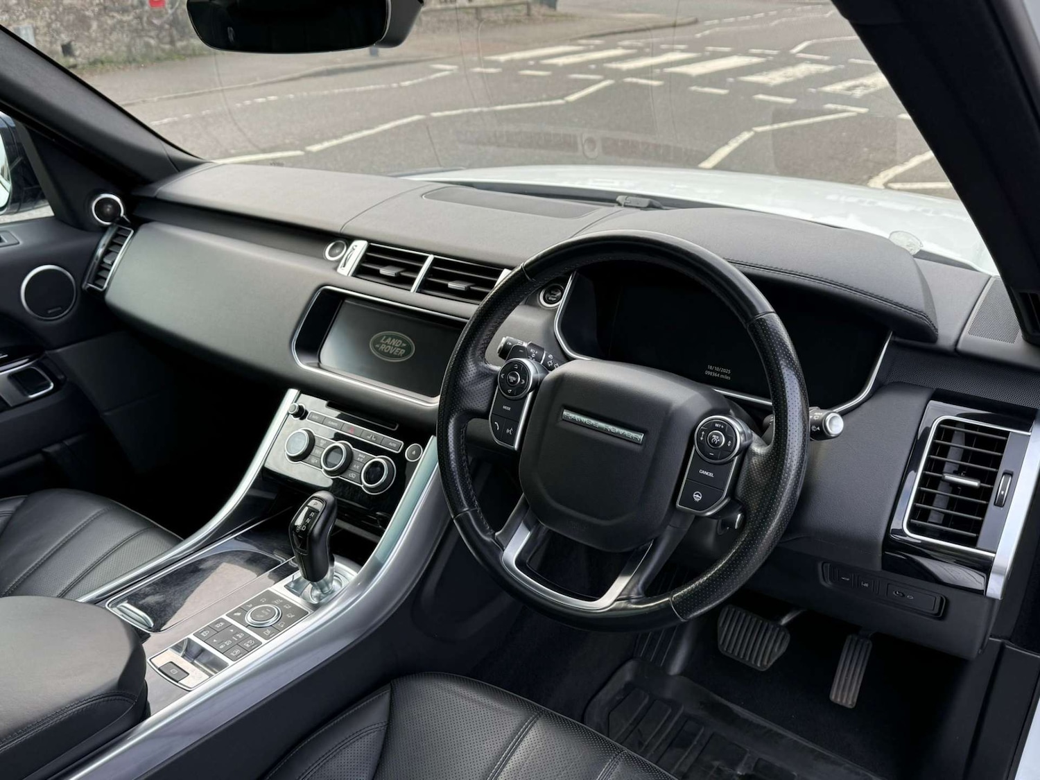 Used Land Rover Range Rover Sport 2017 for sale - 76897278: Photo 17