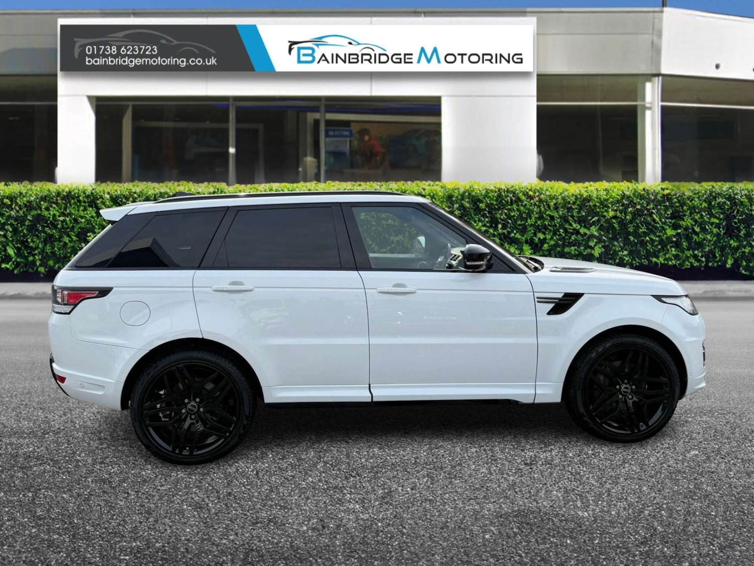 Used Land Rover Range Rover Sport 2017 for sale - 76897278: Photo 2