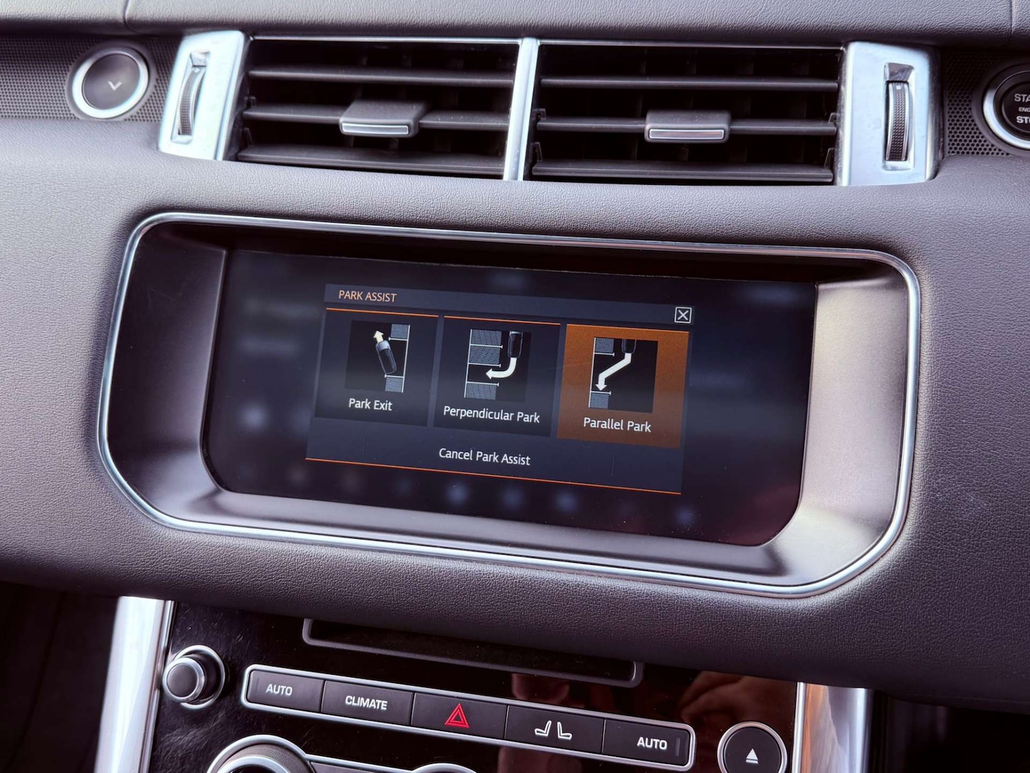 Used Land Rover Range Rover Sport 2017 for sale - 76897278: Photo 30