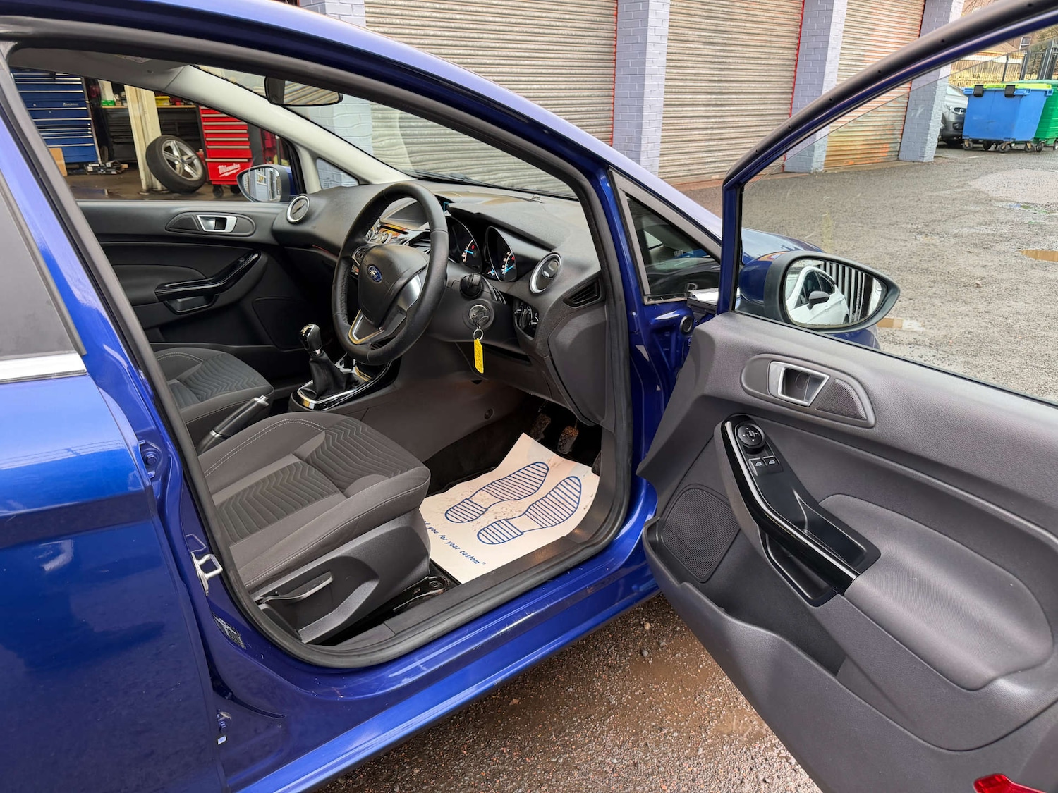 Used Ford Fiesta 2015 for sale - 76693586: Photo 13