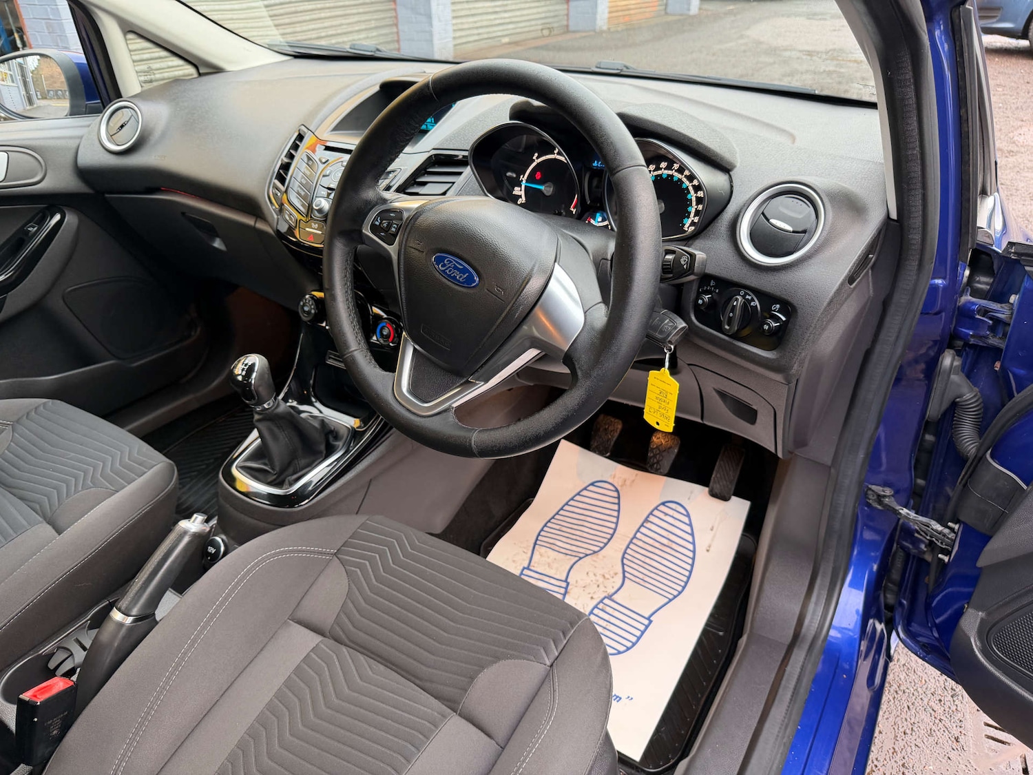 Used Ford Fiesta 2015 for sale - 76693586: Photo 15