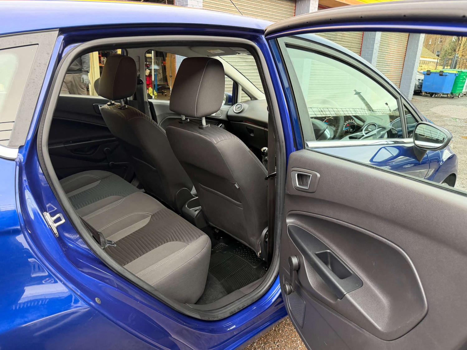 Used Ford Fiesta 2015 for sale - 76693586: Photo 16