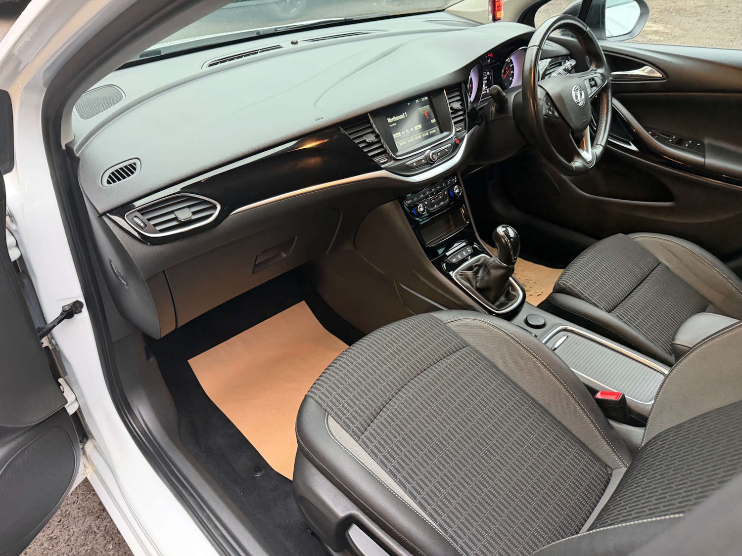 Used Vauxhall Astra 2021 for sale - 76563168: Photo 25