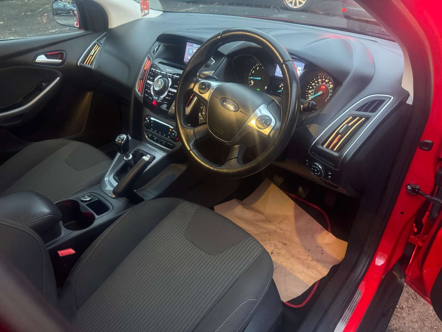 Used Ford Focus 2014 for sale - 76649507: Photo 15