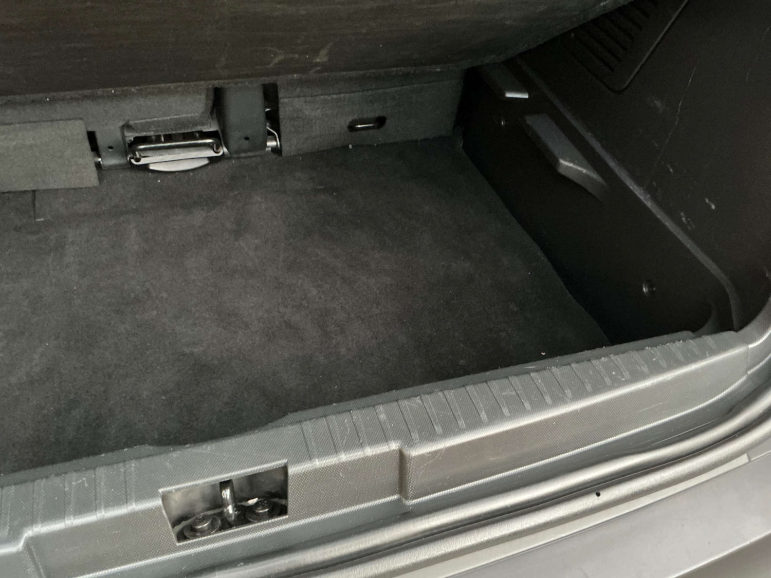 Used Renault Captur 2015 for sale - 76504453: Photo 19