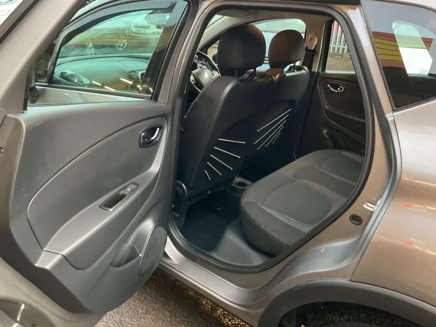 Used Renault Captur 2015 for sale - 76504453: Photo 20