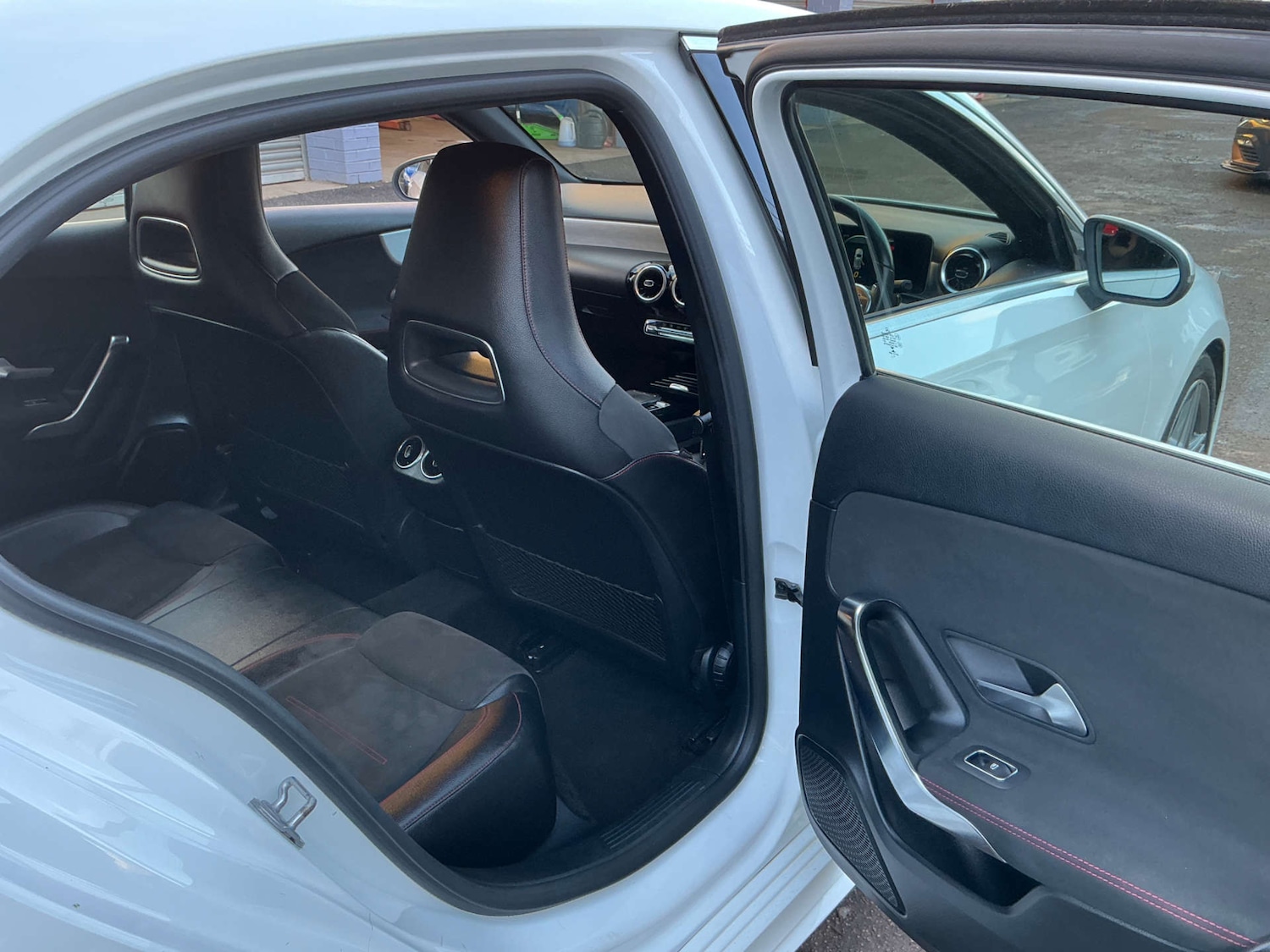 Used Mercedes-Benz A-Class 2018 for sale - 76635782: Photo 16