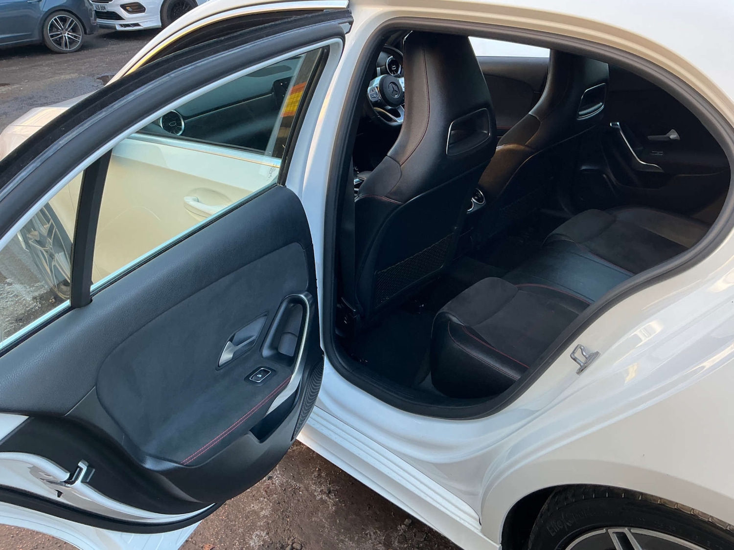 Used Mercedes-Benz A-Class 2018 for sale - 76635782: Photo 20