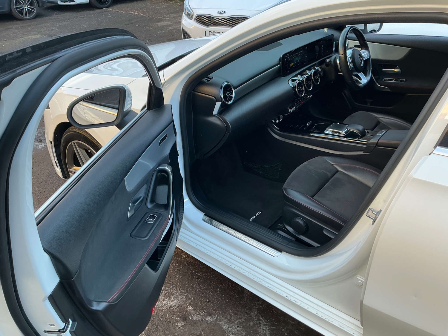 Used Mercedes-Benz A-Class 2018 for sale - 76635782: Photo 23