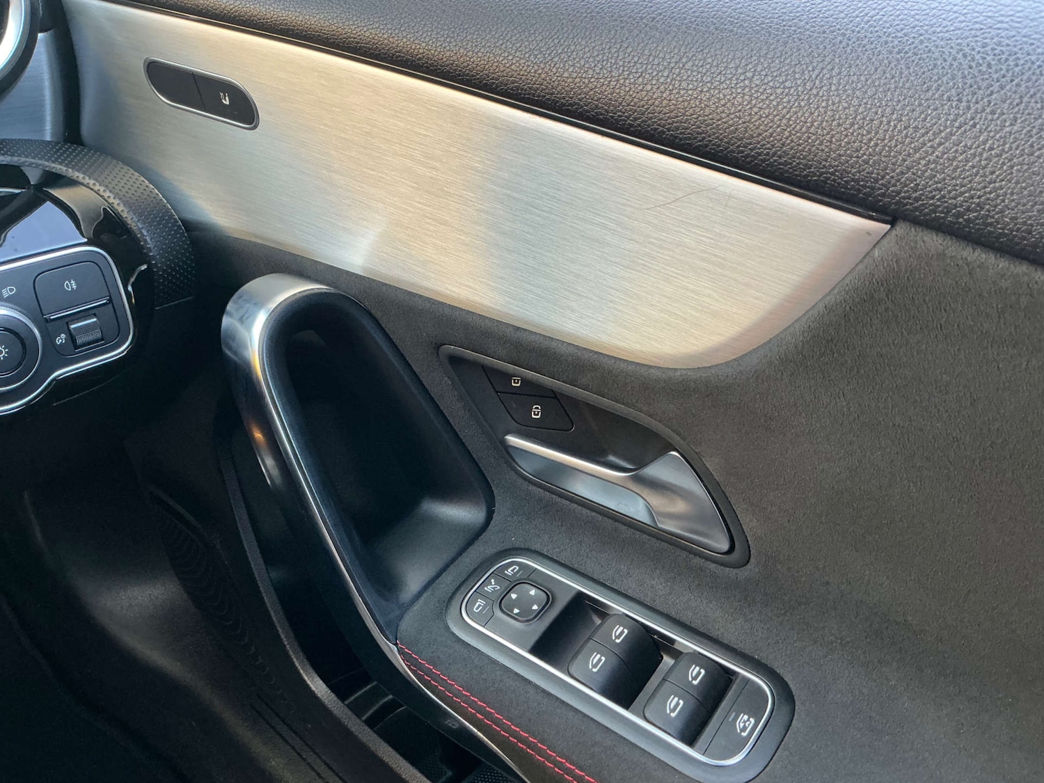 Used Mercedes-Benz A-Class 2018 for sale - 76635782: Photo 32