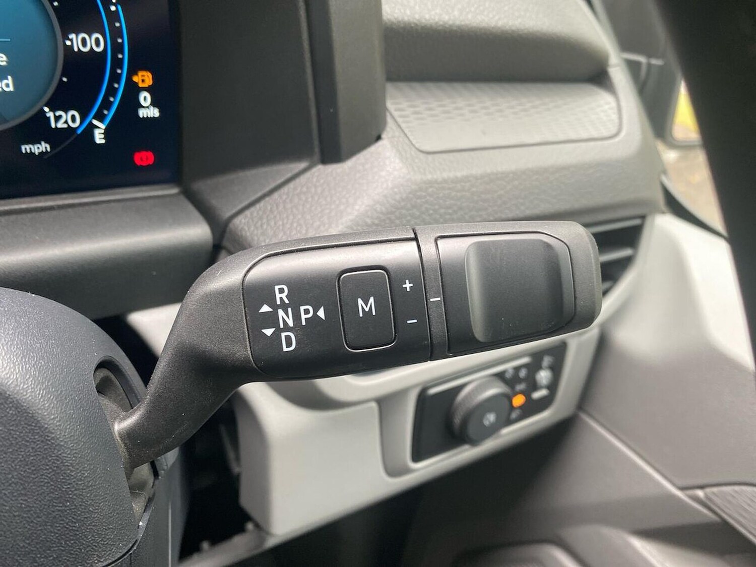 Used Volkswagen Transporter 2025 for sale - 77487515: Photo 28