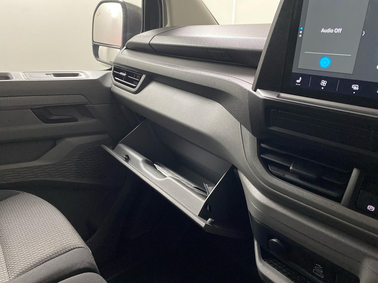 Used Volkswagen Transporter 2025 for sale - 78194541: Photo 42