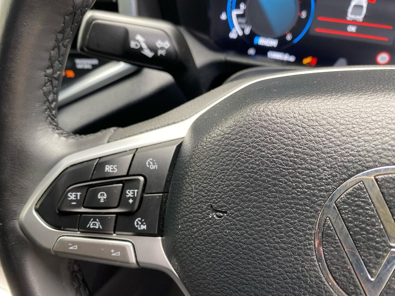 Used Volkswagen Amarok 2024 for sale - 77487522: Photo 32