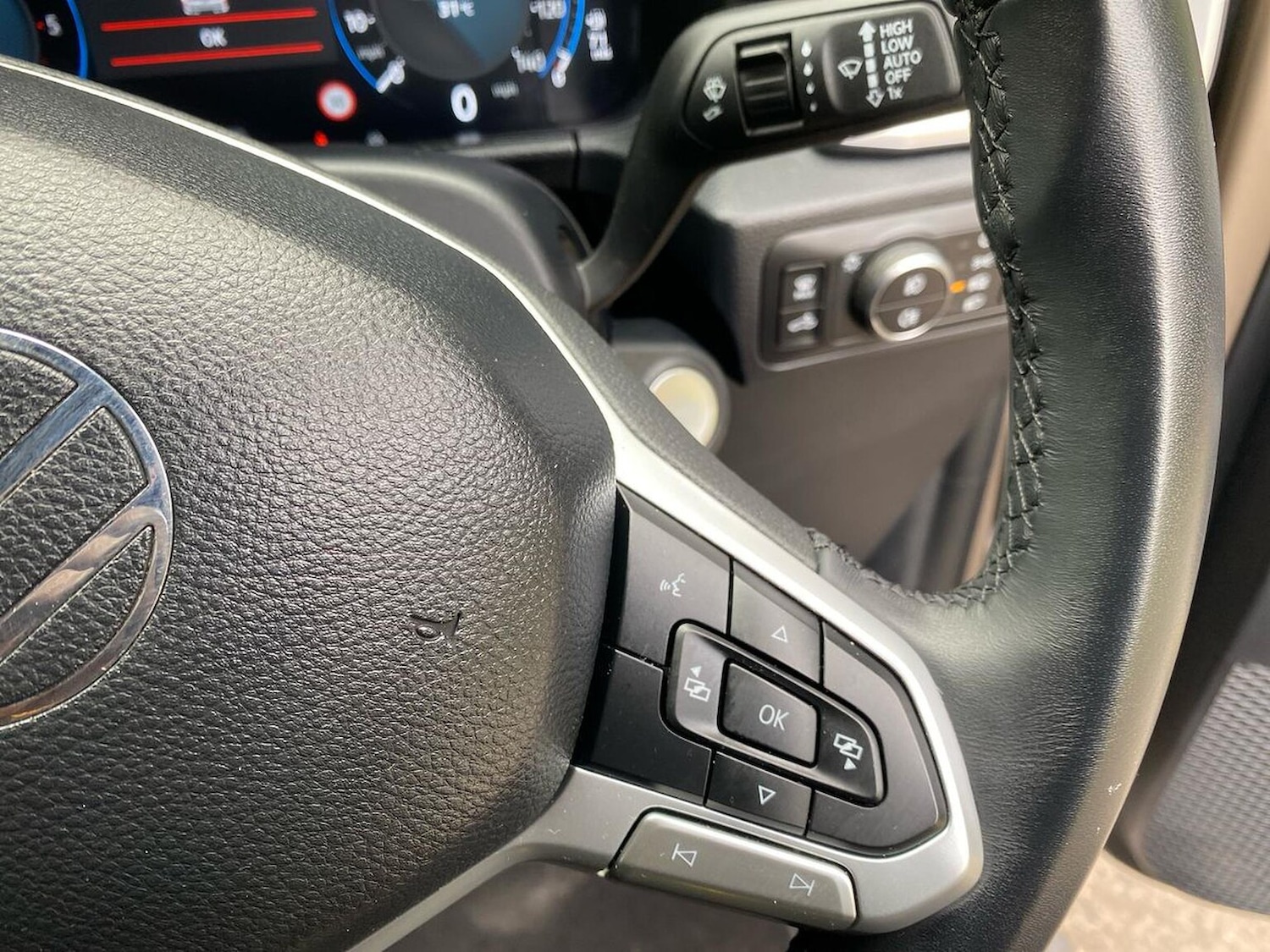 Used Volkswagen Amarok 2024 for sale - 77487522: Photo 33