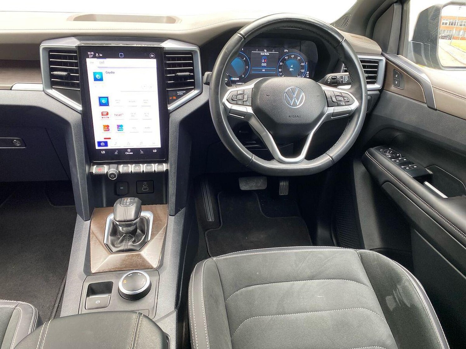 Used Volkswagen Amarok 2024 for sale - 77487522: Photo 8