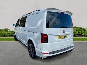 Used Volkswagen Transporter 2024 for sale - 75907555: Photo