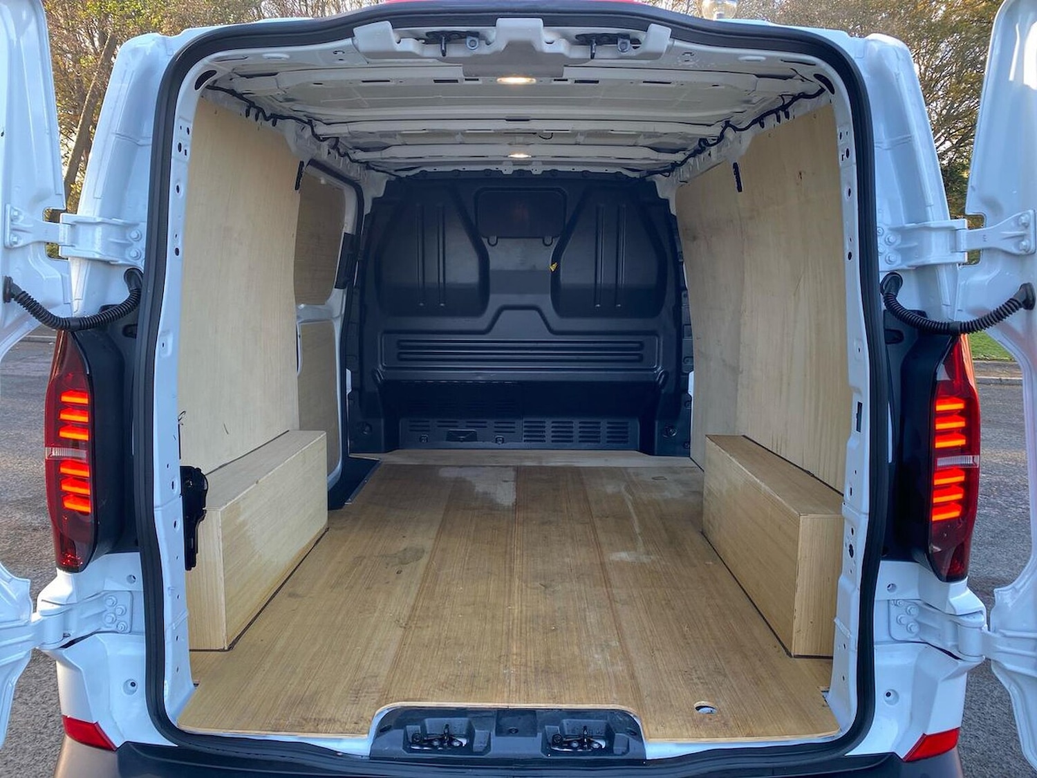 Used Volkswagen Transporter 2025 for sale - 76846071: Photo 17