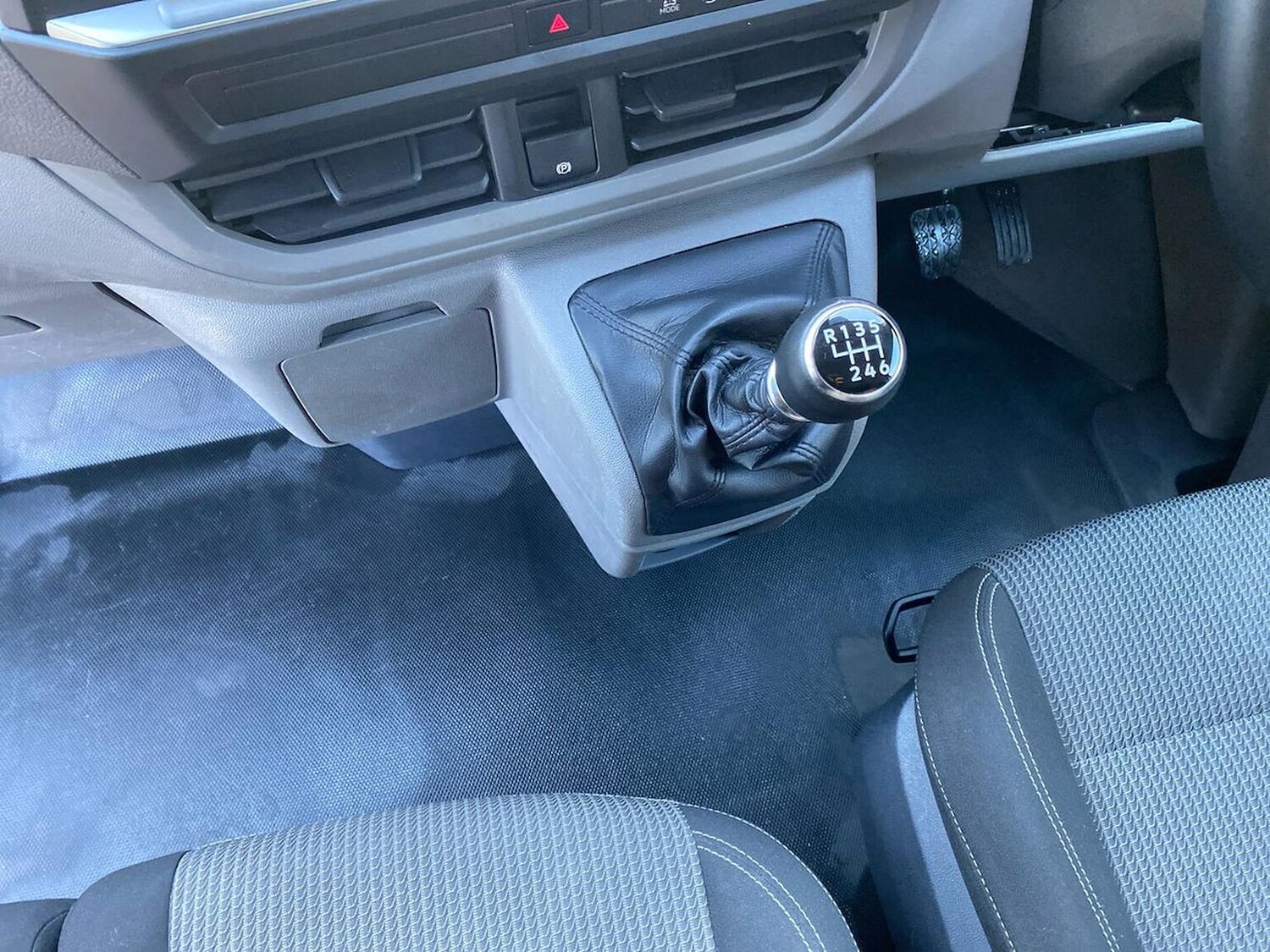 Used Volkswagen Transporter 2025 for sale - 77487449: Photo 13