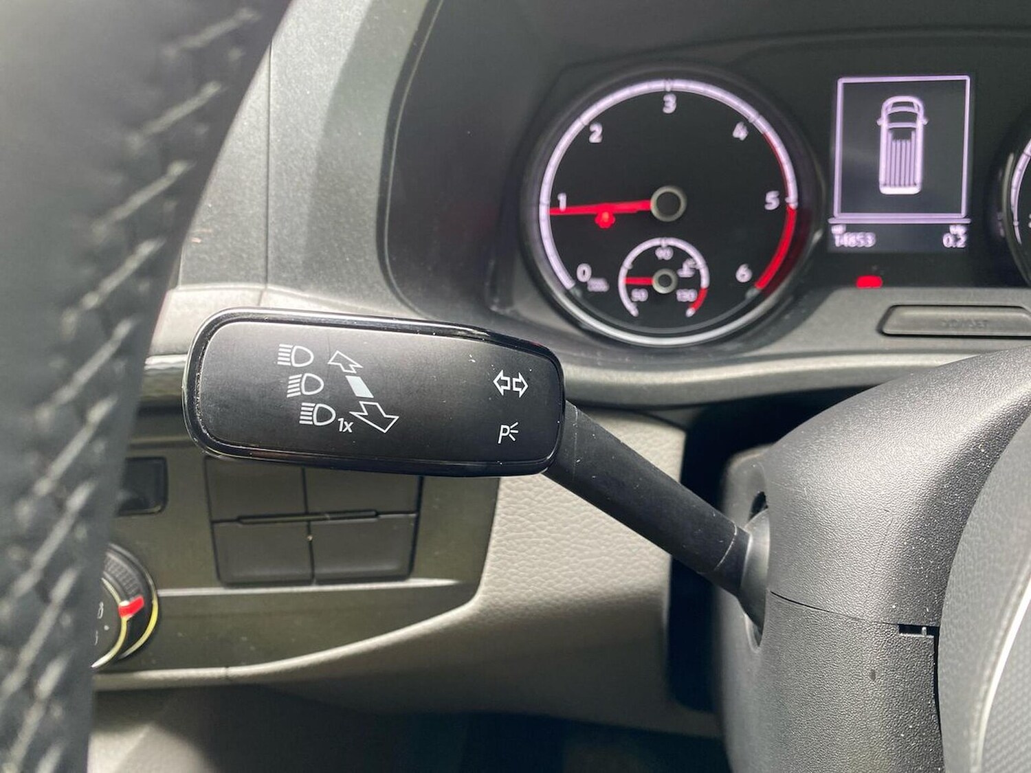 Used Volkswagen Transporter 2024 for sale - 77487558: Photo 31