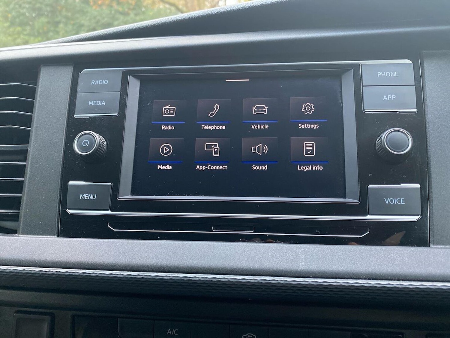 Used Volkswagen Transporter 2023 for sale - 76547685: Photo 11