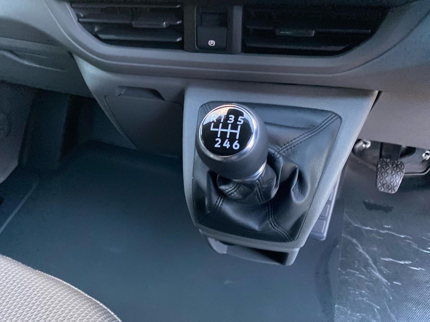 Used Volkswagen Transporter 2025 for sale - 76663782: Photo 13