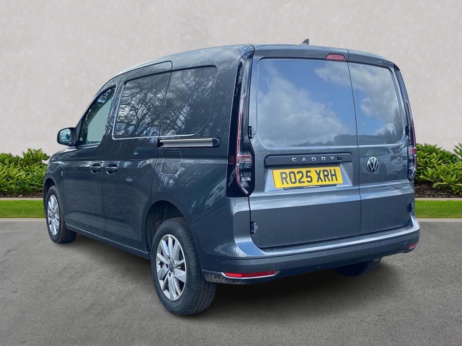 Used Volkswagen Caddy 2025 for sale - 78026192: Photo 2