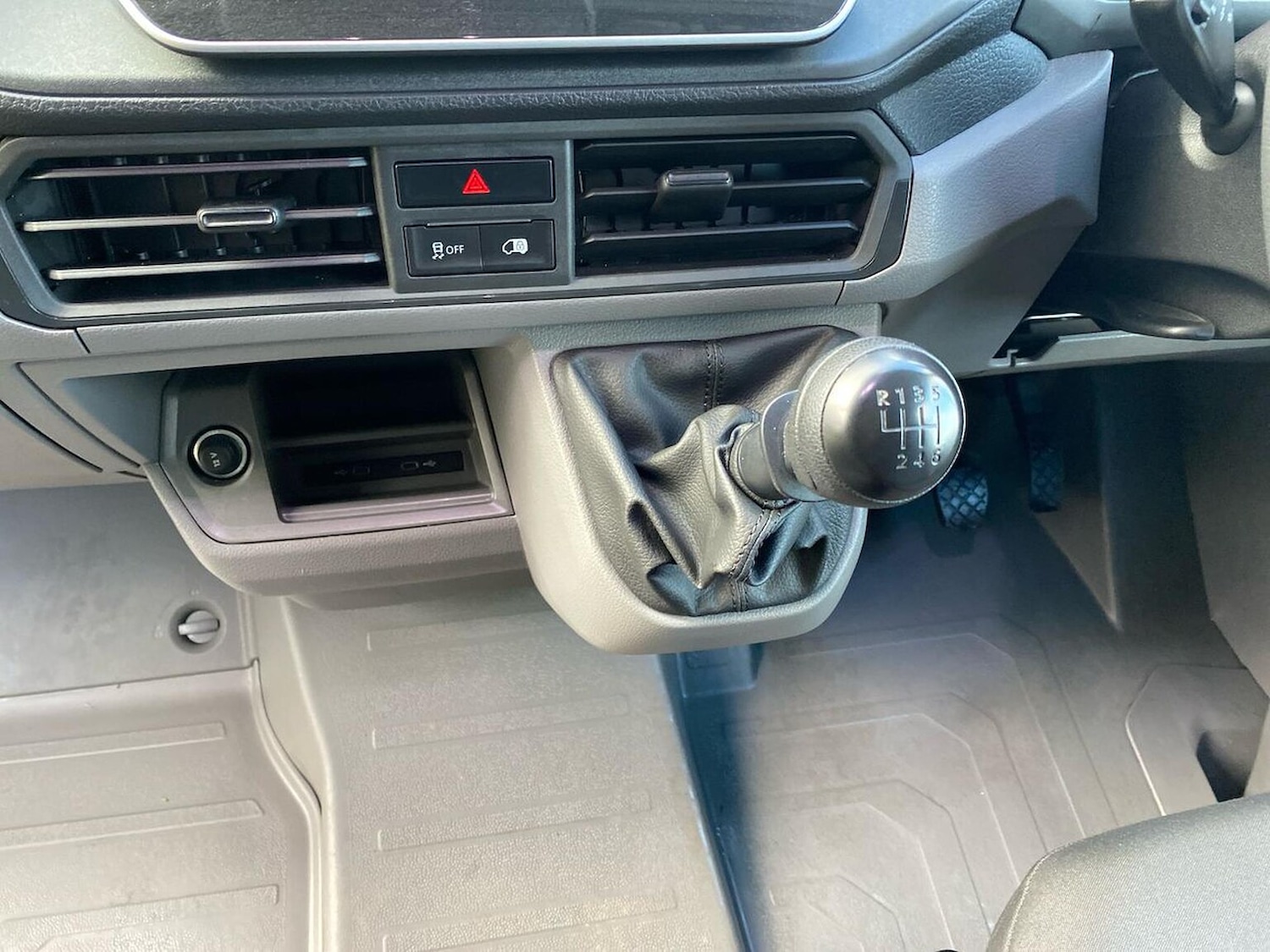 Used Volkswagen Crafter 2025 for sale - 76963568: Photo 13