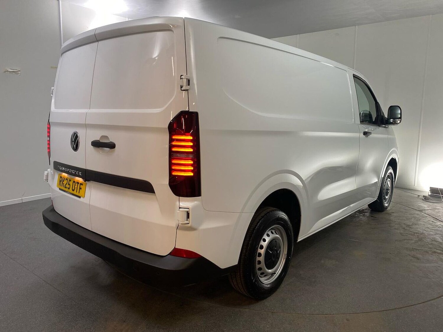 Used Volkswagen Transporter 2025 for sale - 77487594: Photo 18