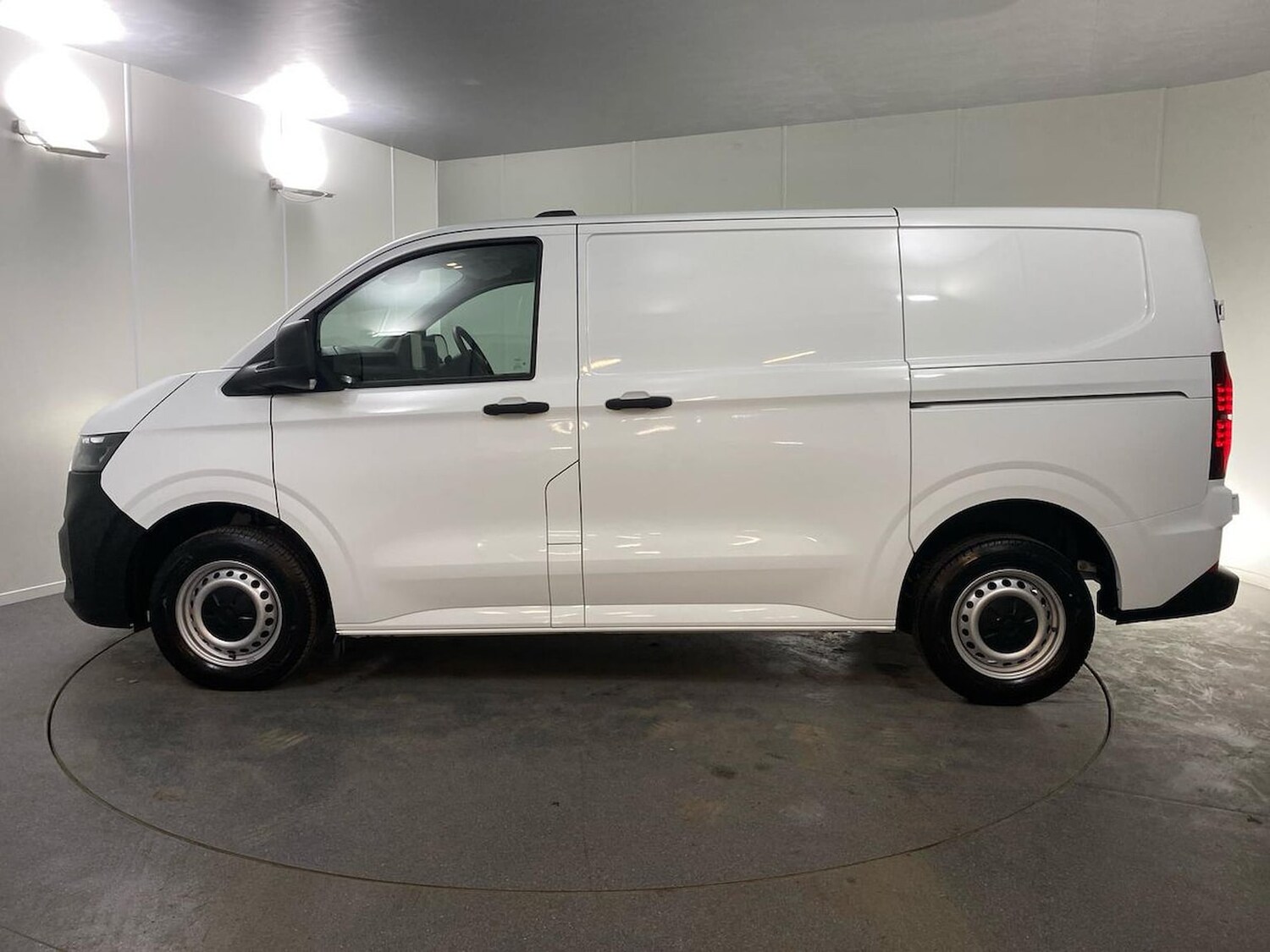 Used Volkswagen Transporter 2025 for sale - 77487594: Photo 19