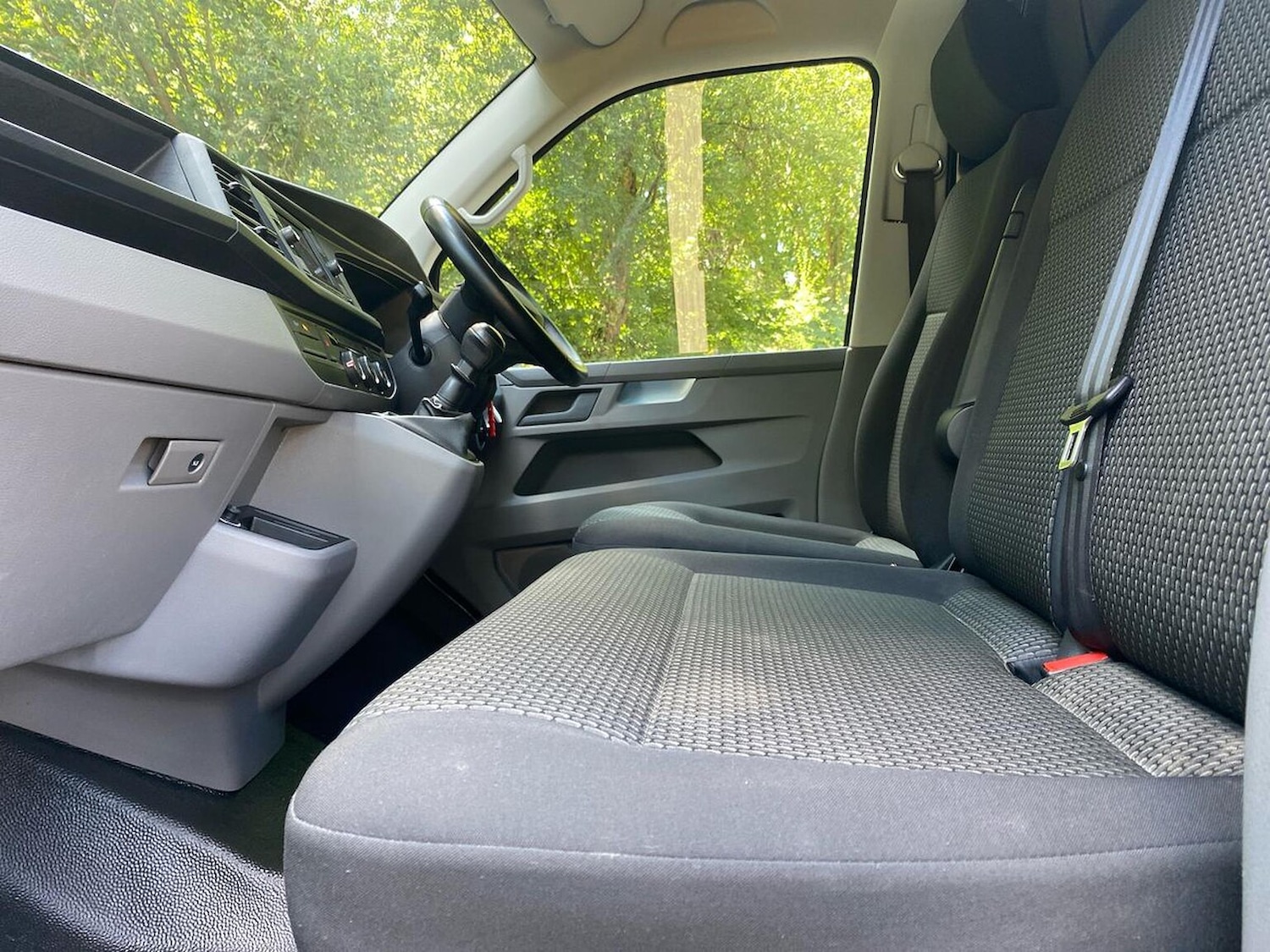 Used Volkswagen Transporter 2024 for sale - 76706440: Photo 16