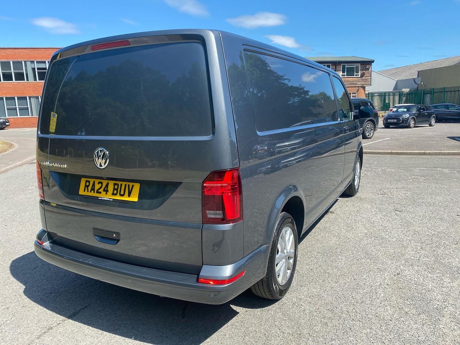 Used Volkswagen Transporter 2024 for sale - 76706440: Photo 18