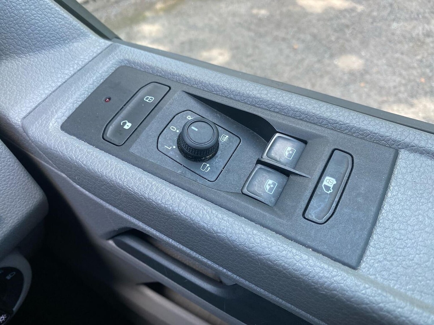 Used Volkswagen Transporter 2024 for sale - 76706440: Photo 28