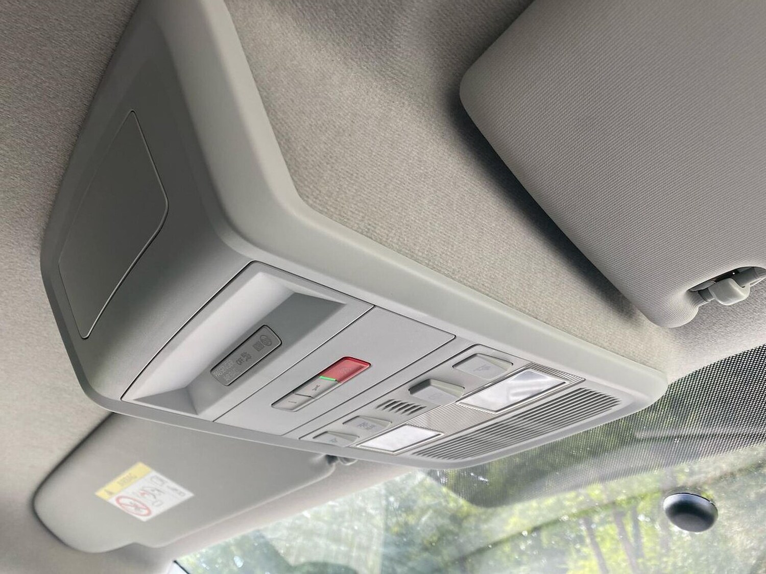 Used Volkswagen Transporter 2024 for sale - 77487496: Photo 14