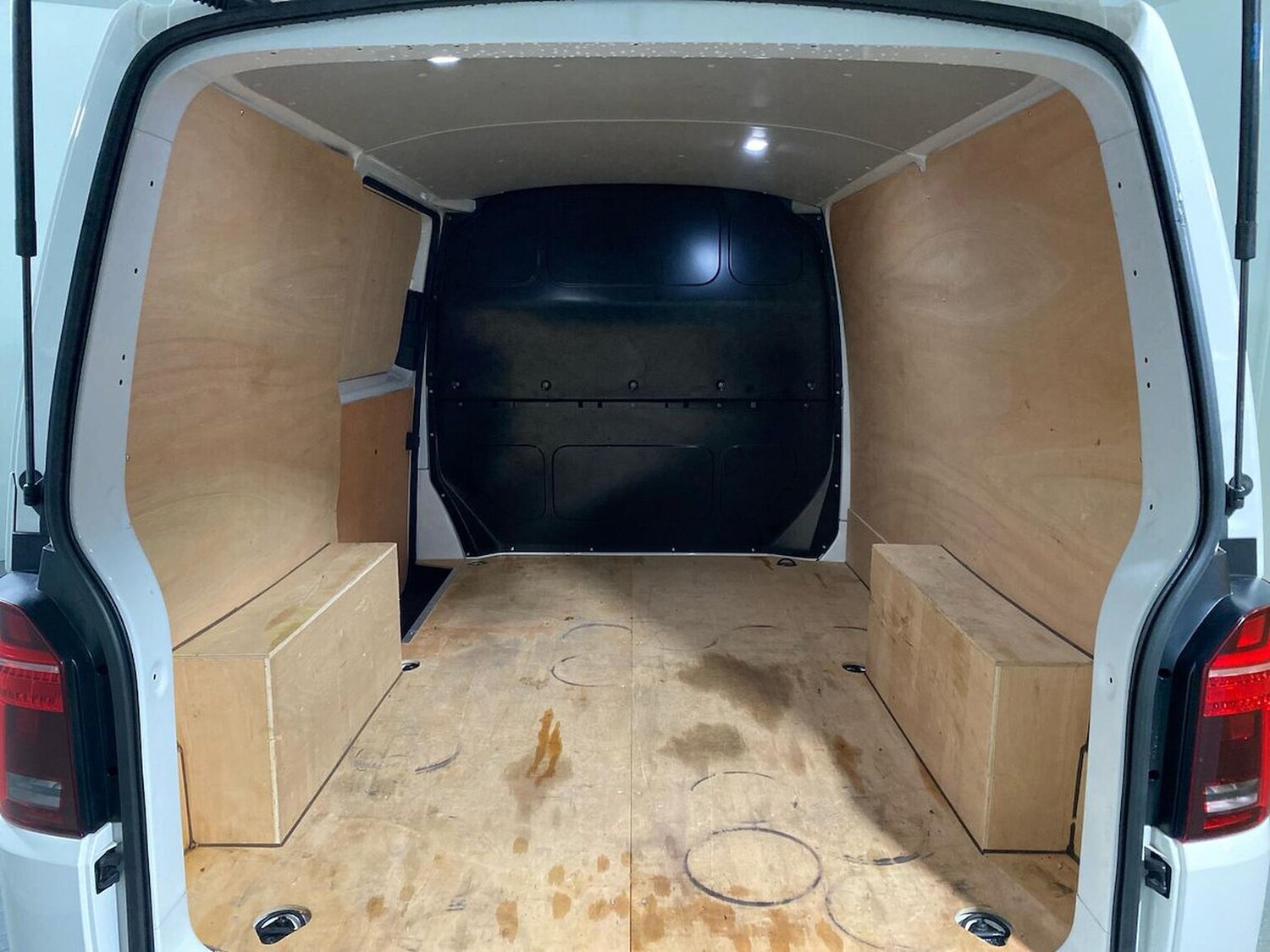 Used Volkswagen Transporter 2024 for sale - 77487555: Photo 17