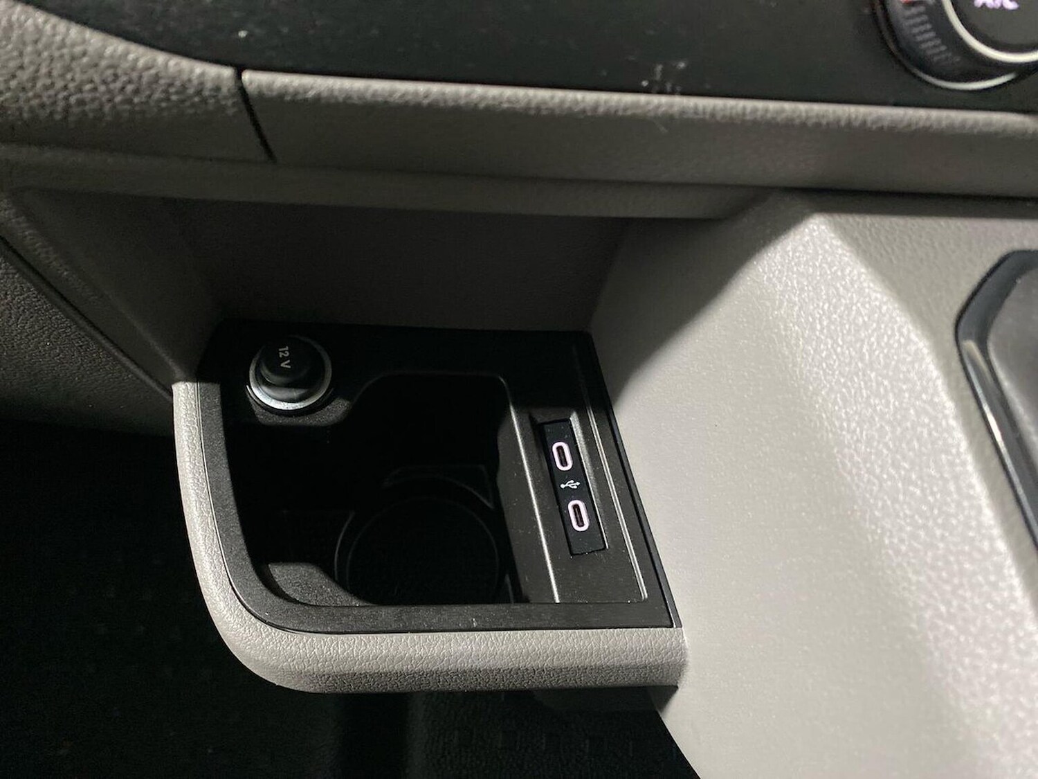 Used Volkswagen Transporter 2024 for sale - 77487555: Photo 37