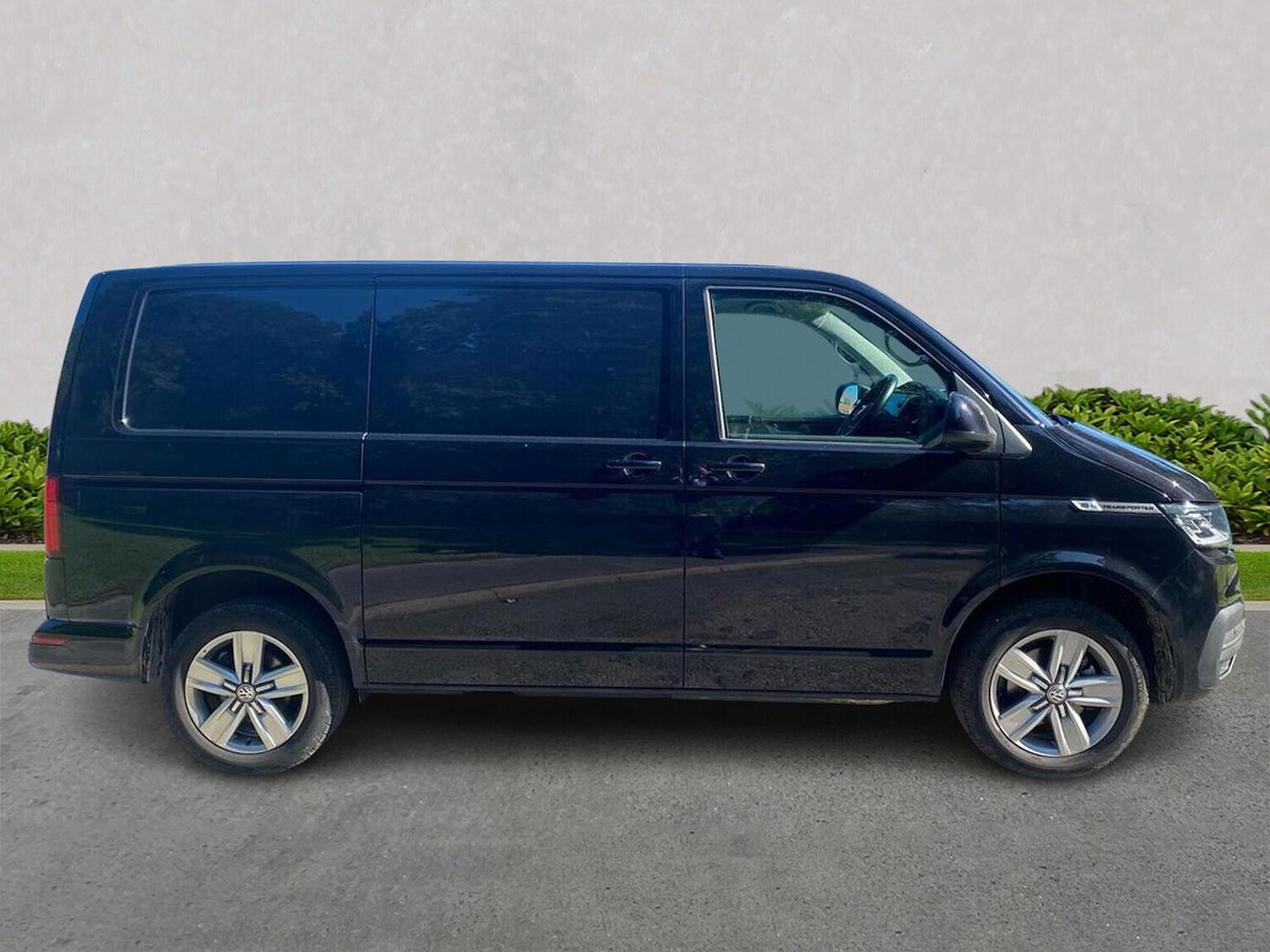 Used Volkswagen Transporter 2024 for sale - 76127202: Photo 3