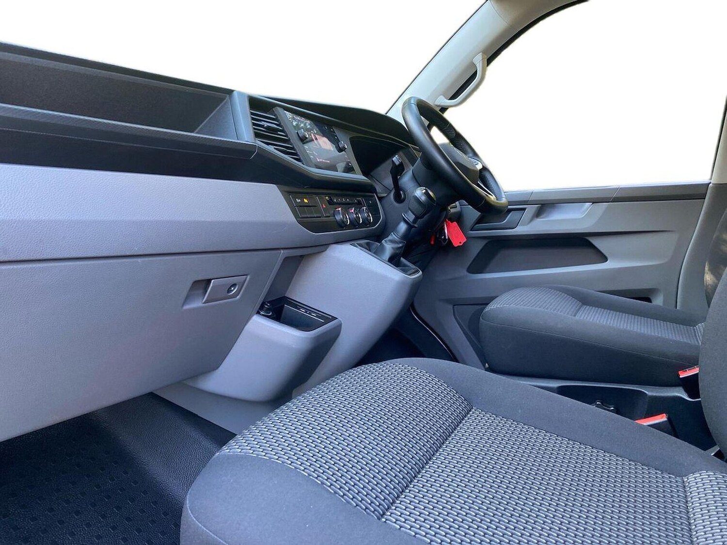 Used Volkswagen Transporter 2024 for sale - 76127202: Photo 7