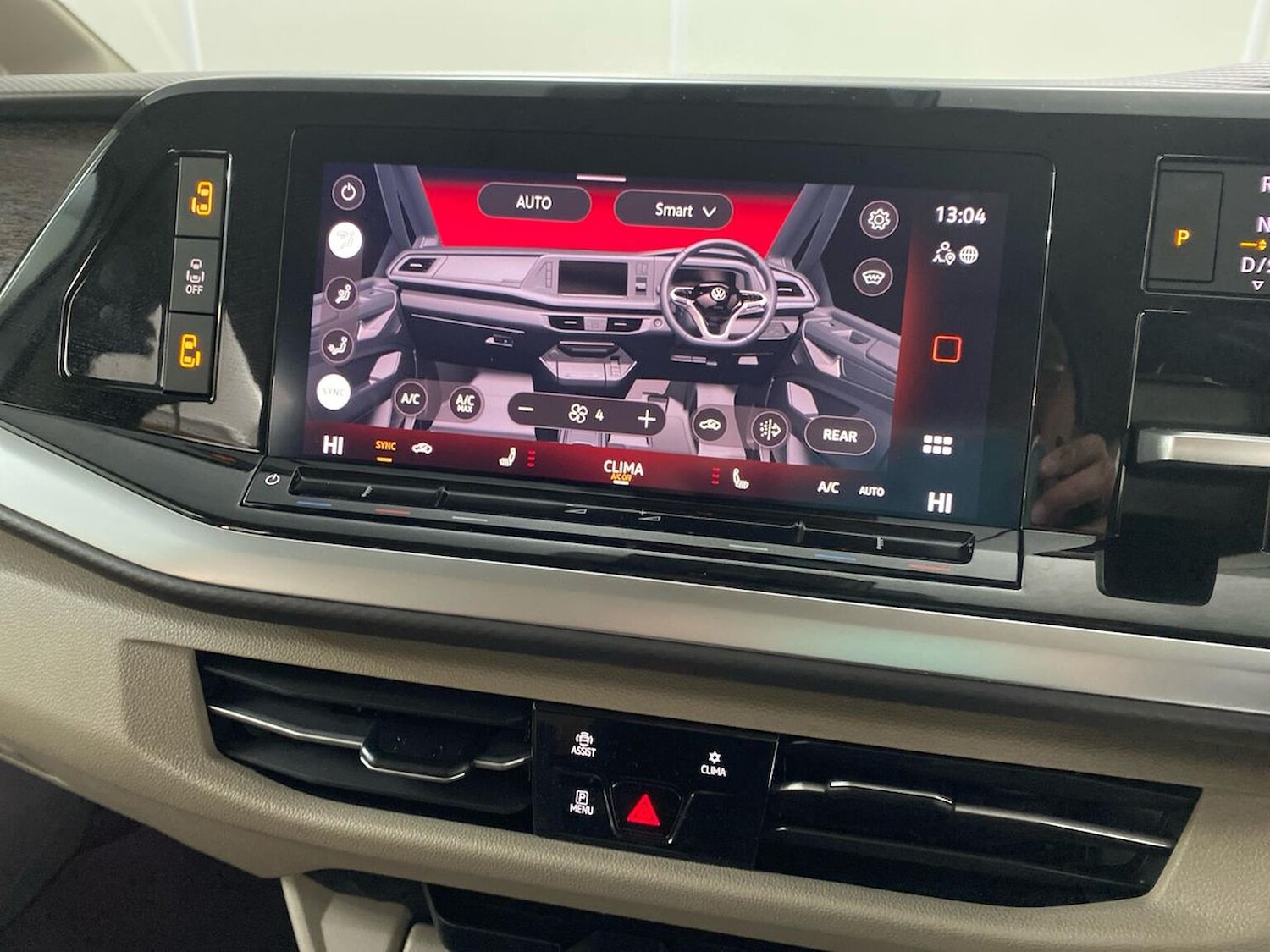 Used Volkswagen Multivan 2025 for sale - 77901620: Photo 12