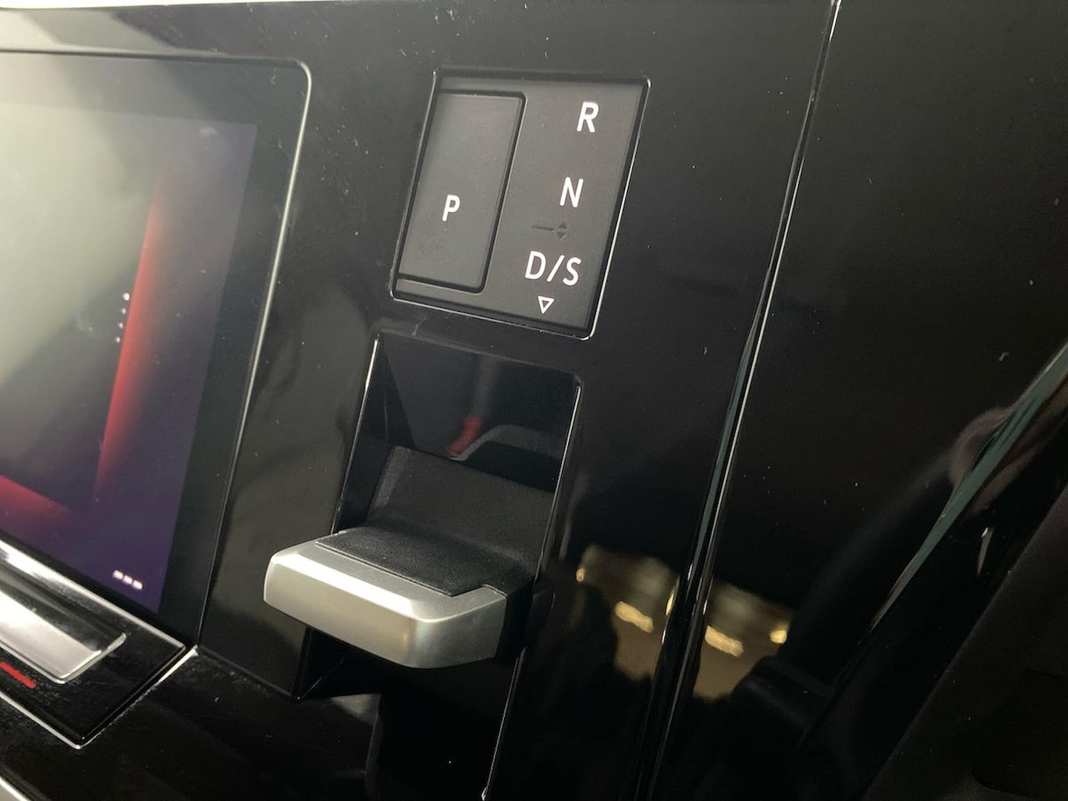 Used Volkswagen Multivan 2025 for sale - 77901620: Photo 13