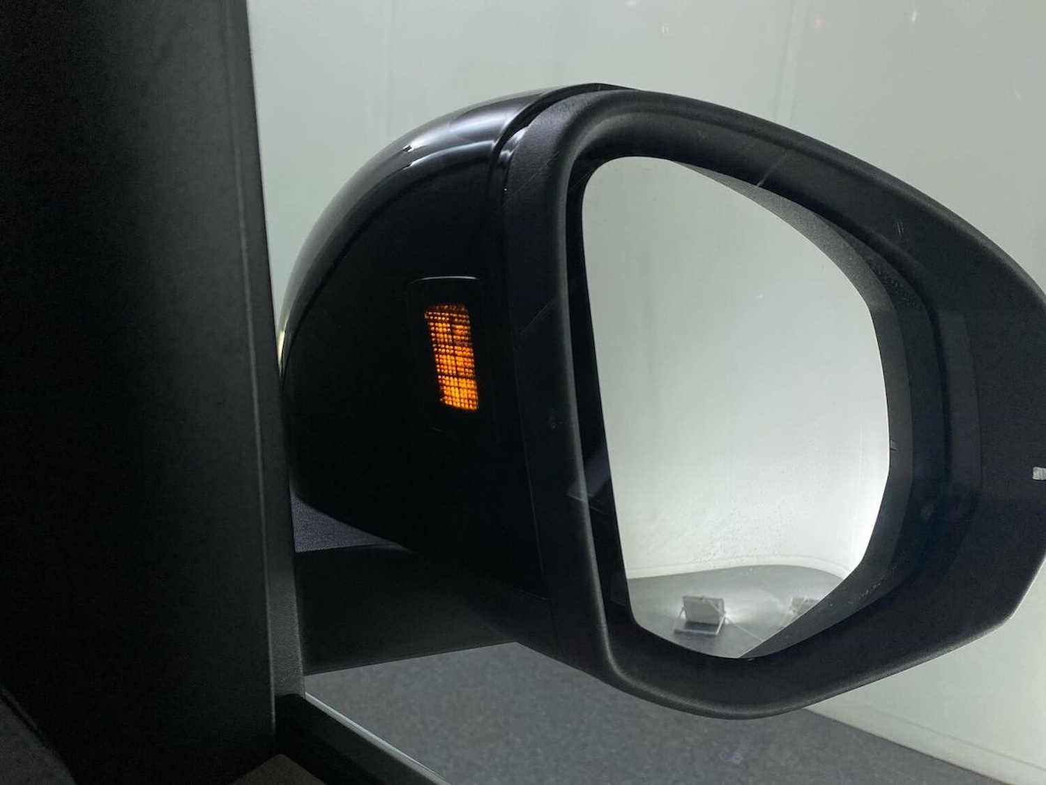 Used Volkswagen Multivan 2025 for sale - 77901620: Photo 23