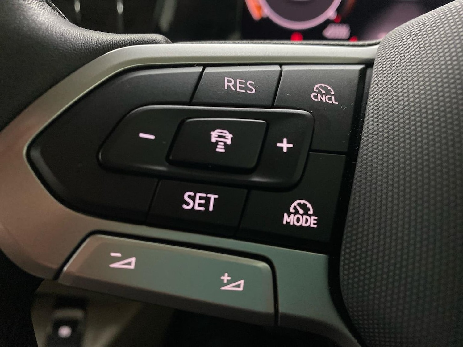 Used Volkswagen Multivan 2025 for sale - 77901620: Photo 25