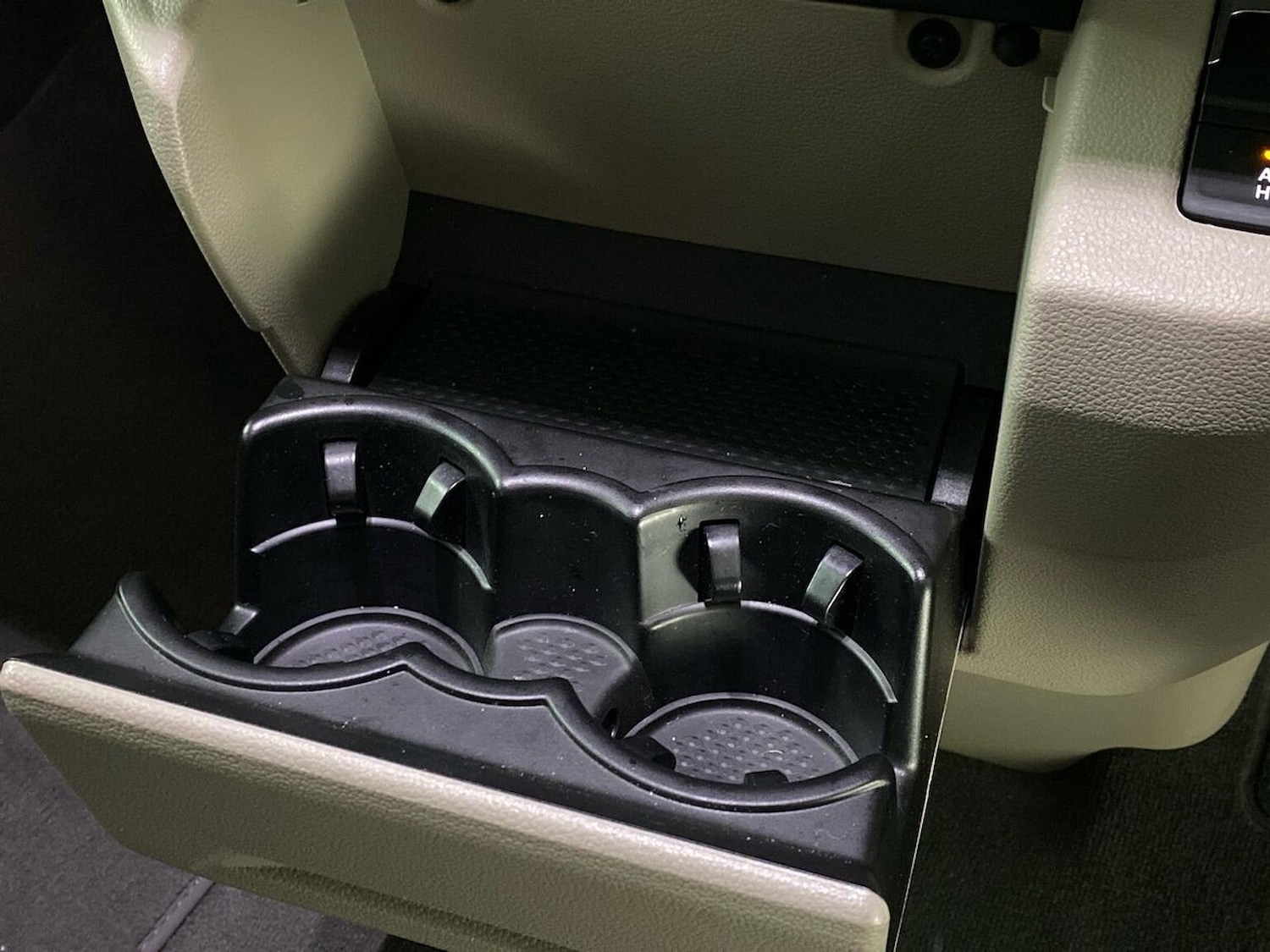 Used Volkswagen Multivan 2025 for sale - 77901620: Photo 41