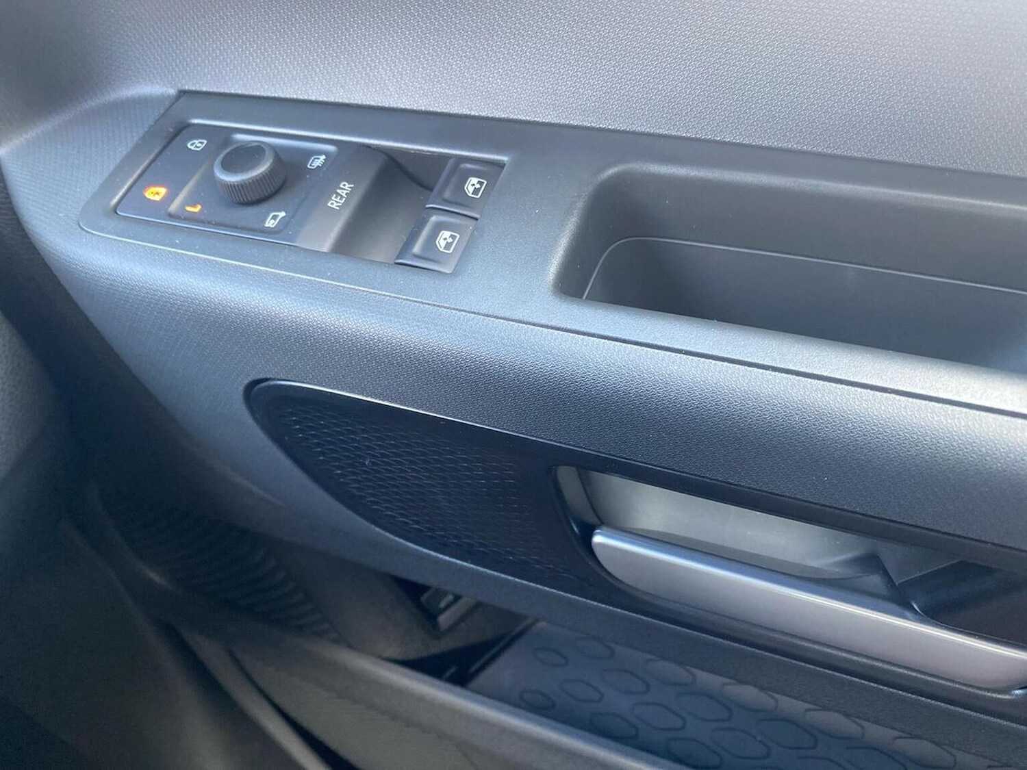 Used Volkswagen ID.Buzz 2025 for sale - 77487503: Photo 28